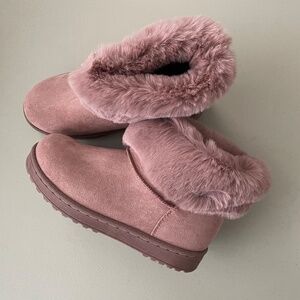 NIB SO Coatimundi Faux Fur Boots MAUVE Womens 7